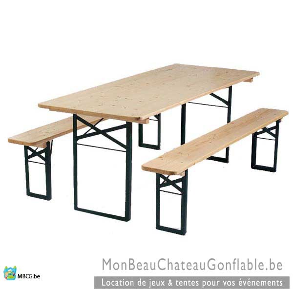 Ensemble table et bancs de brasserie - location